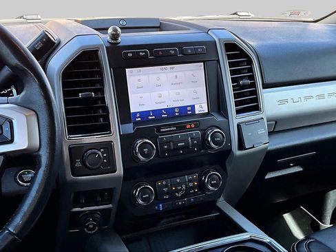 Used 2021 Ford F250 Lariat AWD/4WD image 8
