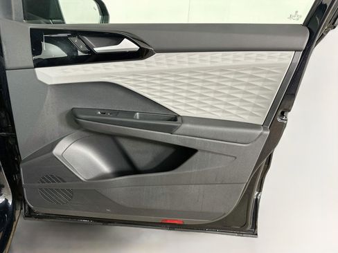 Used 2022 Volkswagen Taos S w/ IQ Drive S Package FWD image 30