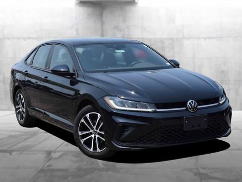 Certified 2025 Volkswagen Jetta Sport FWD image 2