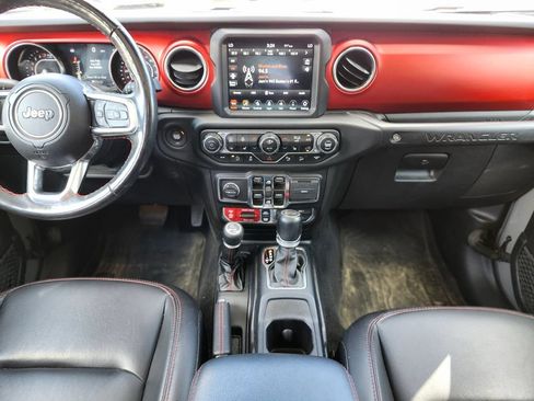 Used 2021 Jeep Wrangler Unlimited Rubicon w/ Dual Top Group AWD/4WD image 14
