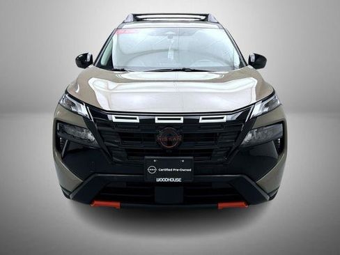 Certified 2025 Nissan Rogue SV AWD/4WD image 2