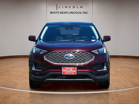 Used 2024 Ford Edge SEL w/ Convenience Package AWD/4WD image 2