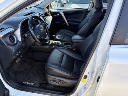 Used 2018 Toyota RAV4 Limited w/ All Weather Liner Package image 4