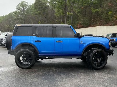 Used 2022 Ford Bronco Black Diamond image 2