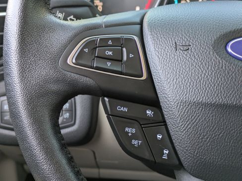 Used 2019 Ford Escape SEL image 24