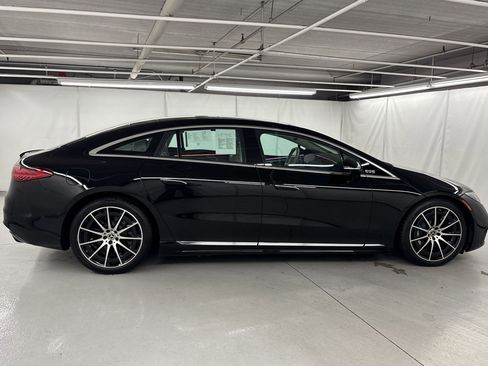Certified 2023 Mercedes-Benz EQS 580 4MATIC Sedan image 7