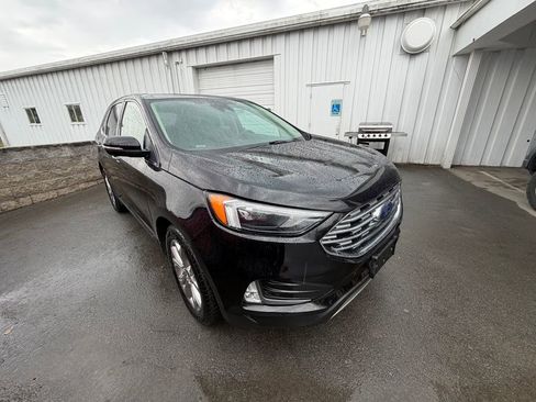 Used 2022 Ford Edge Titanium AWD/4WD image 7