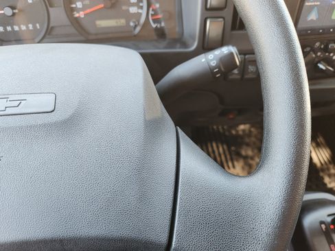 New 2024 Chevrolet Low Cab Forward image 31