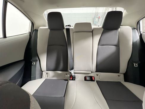 Used 2026 Toyota Corolla LE FWD image 32
