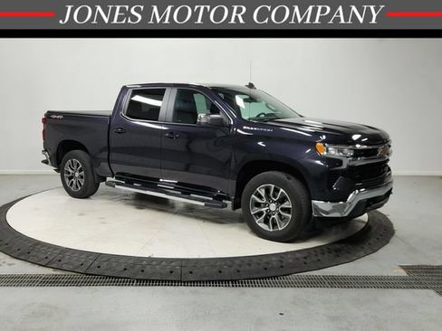 Used 2024 Chevrolet Silverado 1500 LT AWD/4WD image 1
