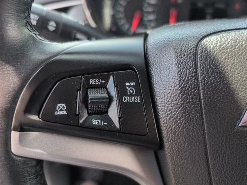 Used 2017 Chevrolet Trax LT w/ LT Convenience Package FWD image 18