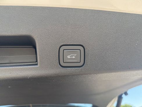 New 2026 GMC Acadia Denali w/ Super Cruise Package AWD/4WD image 27