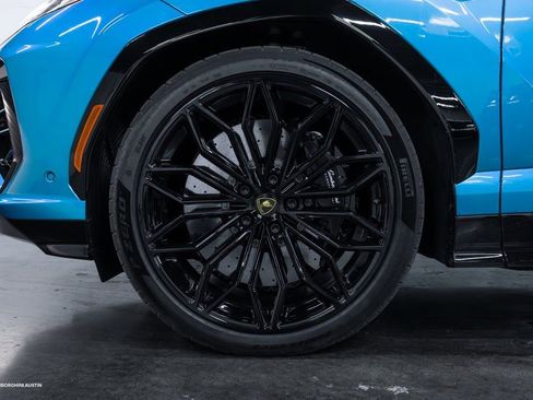 Used 2025 Lamborghini Urus SE image 6