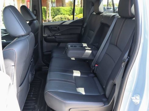 Used 2025 Honda Ridgeline TrailSport image 37