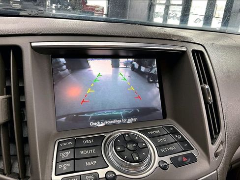 Used 2010 INFINITI G37 x w/ Premium Pkg image 13