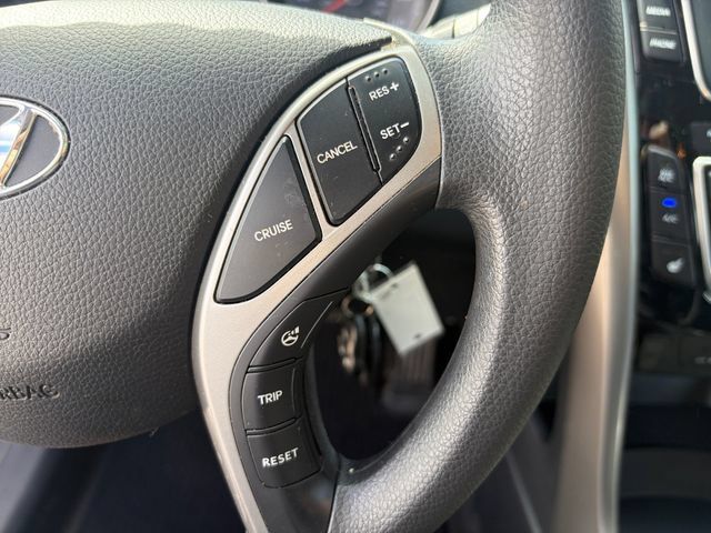 Used 2016 Hyundai Elantra GT FWD image 29