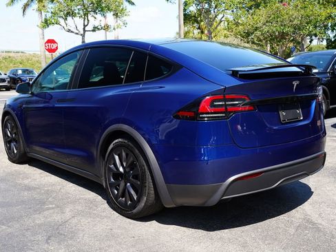 Used 2022 Tesla Model X Plaid AWD/4WD image 8