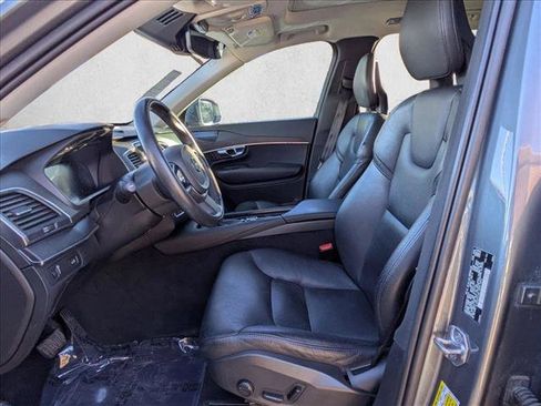 Used 2020 Volvo XC90 T6 Momentum w/ Protection Package image 11