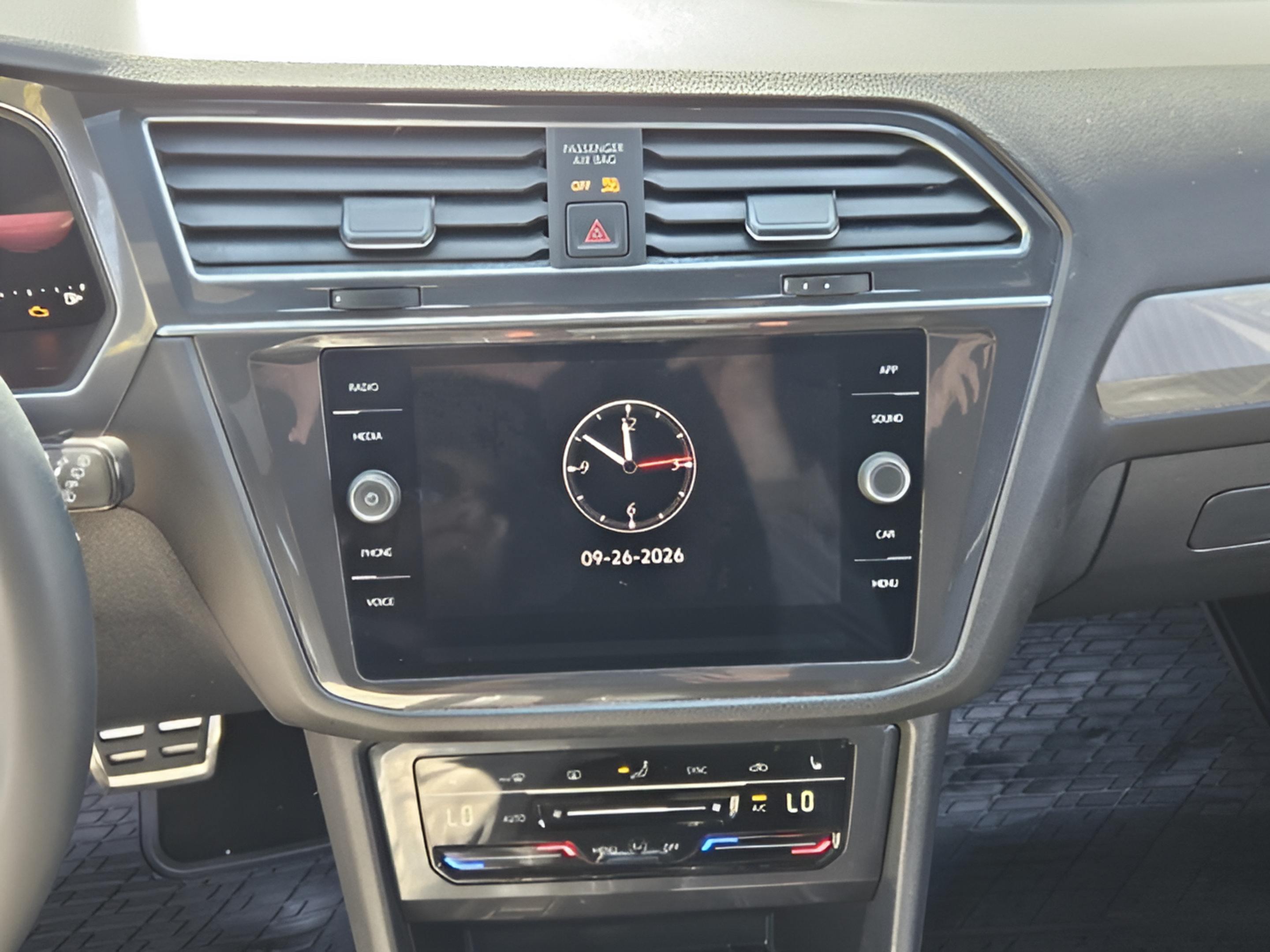 Used 2023 Volkswagen Tiguan SE R-Line FWD image 20