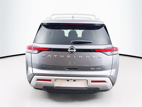 Used 2025 Nissan Pathfinder SL AWD/4WD image 6