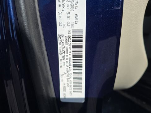 Used 2012 Dodge Grand Caravan SE image 23