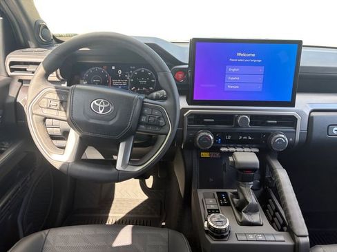 New 2026 Toyota 4Runner TRD Off-Road Premium AWD/4WD image 12