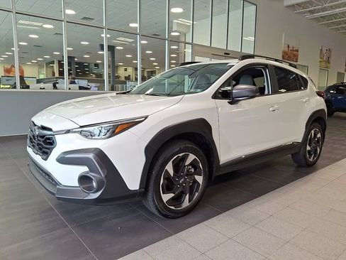 Certified 2025 Subaru Crosstrek 2.5i Limited w/ Crosstrek Mirror Package AWD/4WD image 3