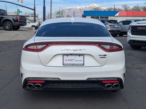 Used 2020 Kia Stinger GT-Line image 5