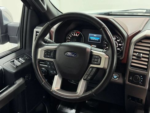 Used 2019 Ford F150 Platinum w/ Equipment Group 701A Luxury AWD/4WD image 19