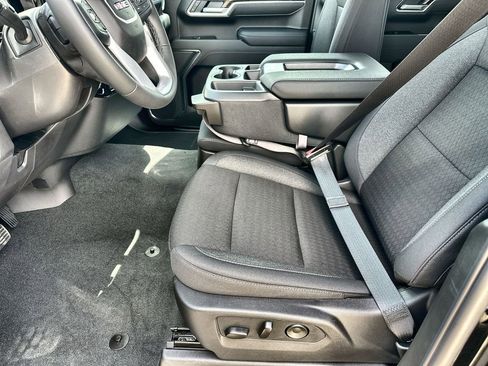 New 2026 GMC Sierra 1500 Elevation image 24