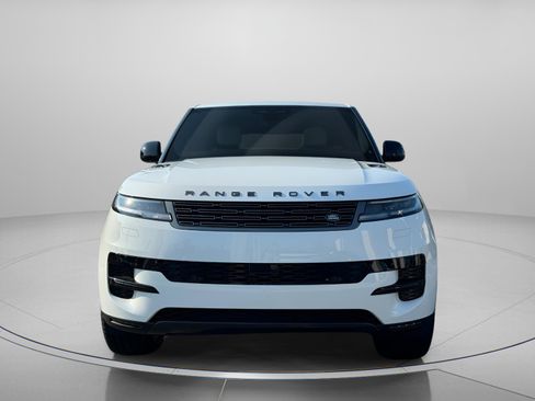 Used 2025 Land Rover Range Rover Sport SE image 7