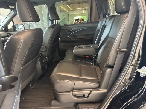 Certified 2023 Honda Passport EX-L image 11