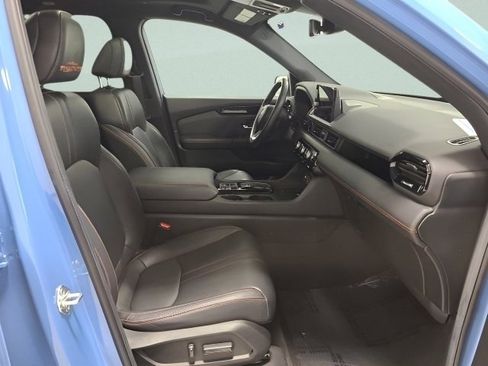 Used 2024 Honda Pilot TrailSport image 16