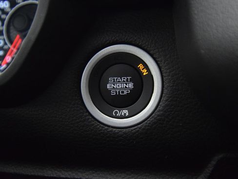 Used 2023 RAM 1500 Laramie AWD/4WD image 36