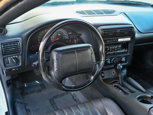 Used 1997 Chevrolet Camaro Z28 image 78