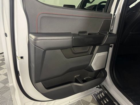 Used 2025 Ford F150 Raptor AWD/4WD image 30