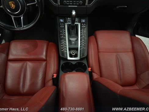 Used 2018 Porsche Macan GTS image 18