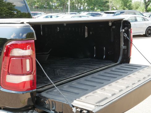Used 2023 RAM 1500 Laramie AWD/4WD image 18