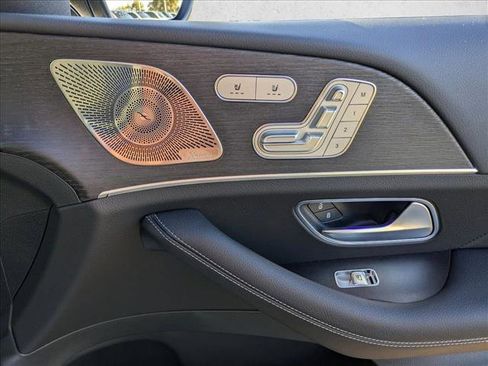 New 2026 Mercedes-Benz GLS 450 4MATIC image 21