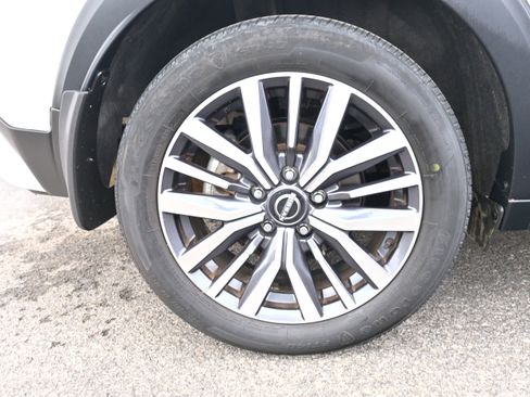 Certified 2023 Nissan Kicks SV image 9