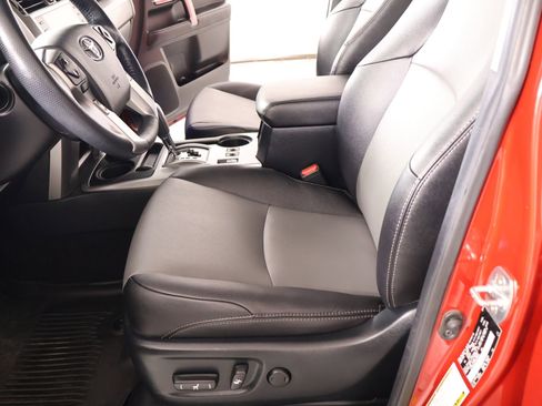 Used 2023 Toyota 4Runner SR5 Premium w/ Moonroof Package AWD/4WD image 13