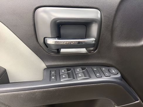 Used 2019 Chevrolet Silverado 1500 W/T w/ WT Convenience Package AWD/4WD image 10