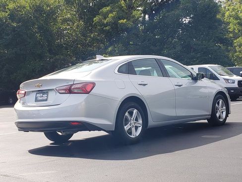 Used 2022 Chevrolet Malibu LT FWD image 5