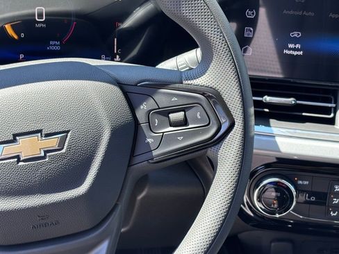 New 2025 Chevrolet Trax LT image 29