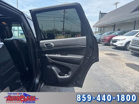 Used 2022 Jeep Grand Cherokee Limited RWD image 34