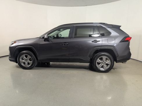 Used 2025 Toyota RAV4 XLE FWD image 4