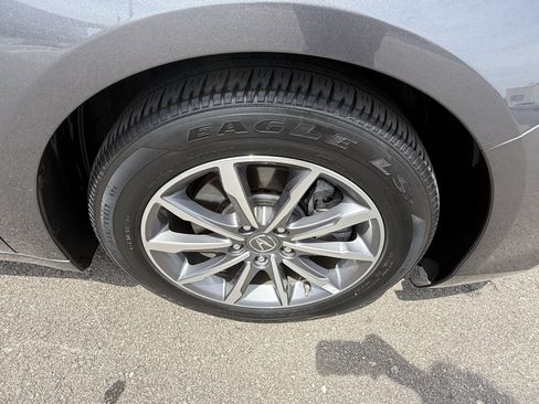 Used 2019 Acura TLX FWD image 13