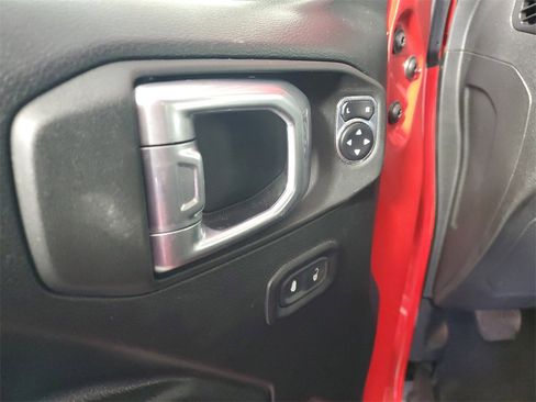 Used 2021 Jeep Wrangler Unlimited Sport image 15