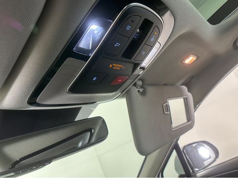 Used 2023 Hyundai Santa Fe SEL Premium image 41