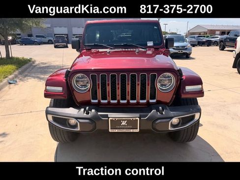 Used 2021 Jeep Wrangler Unlimited Sahara w/ Cold Weather Group AWD/4WD image 7